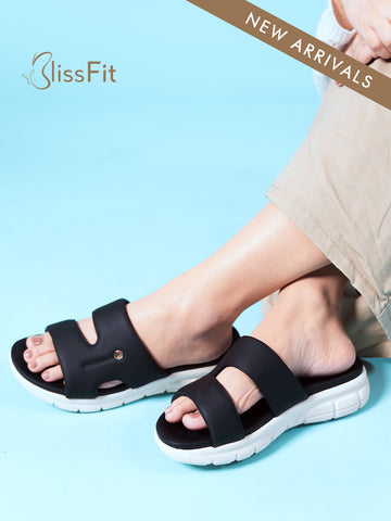 Izaki Slip On Sandals