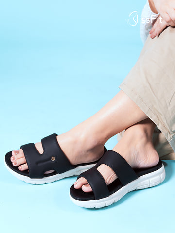 Izaki Slip On Sandals